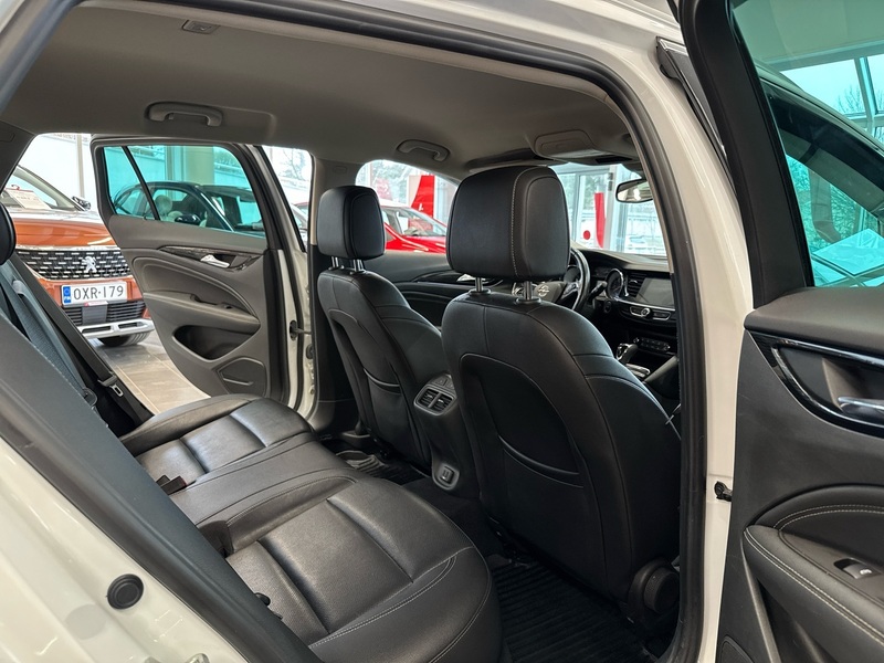 Opel Insignia vaihtoauto
