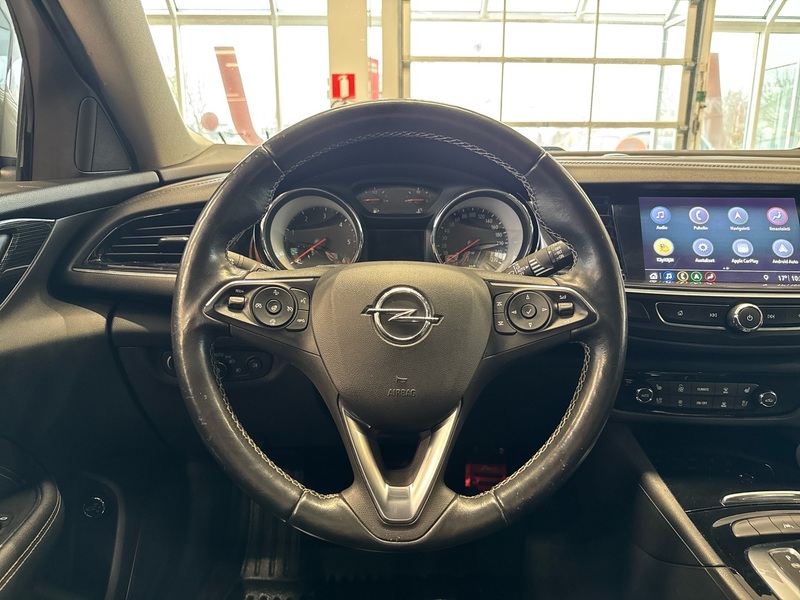 Opel Insignia vaihtoauto