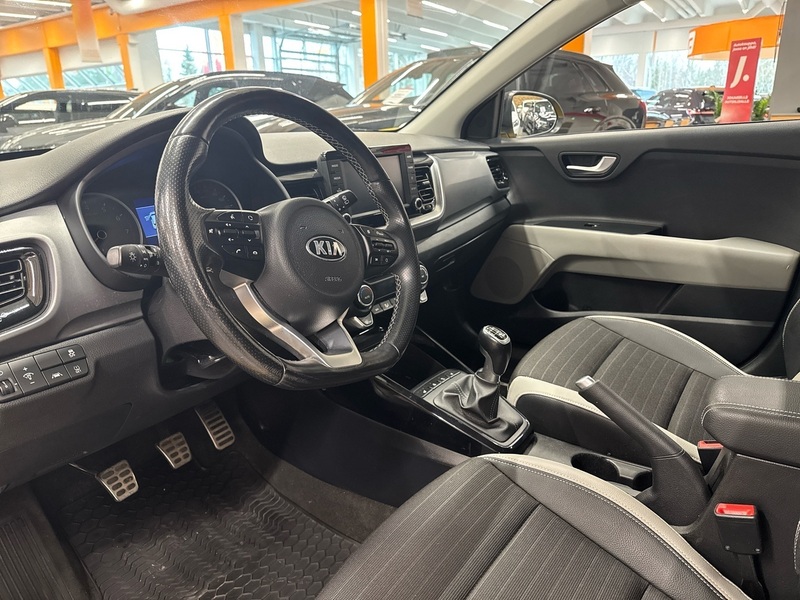 Kia Stonic vaihtoauto