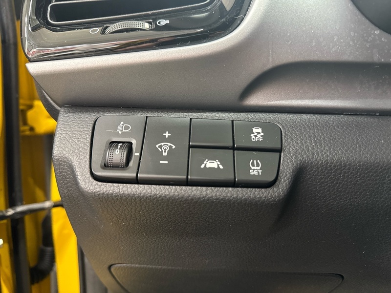 Kia Stonic vaihtoauto