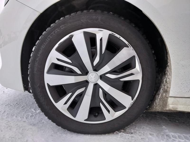 Peugeot 208 vaihtoauto