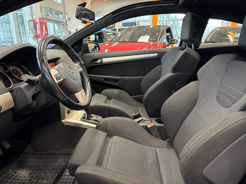 Opel Astra vaihtoauto