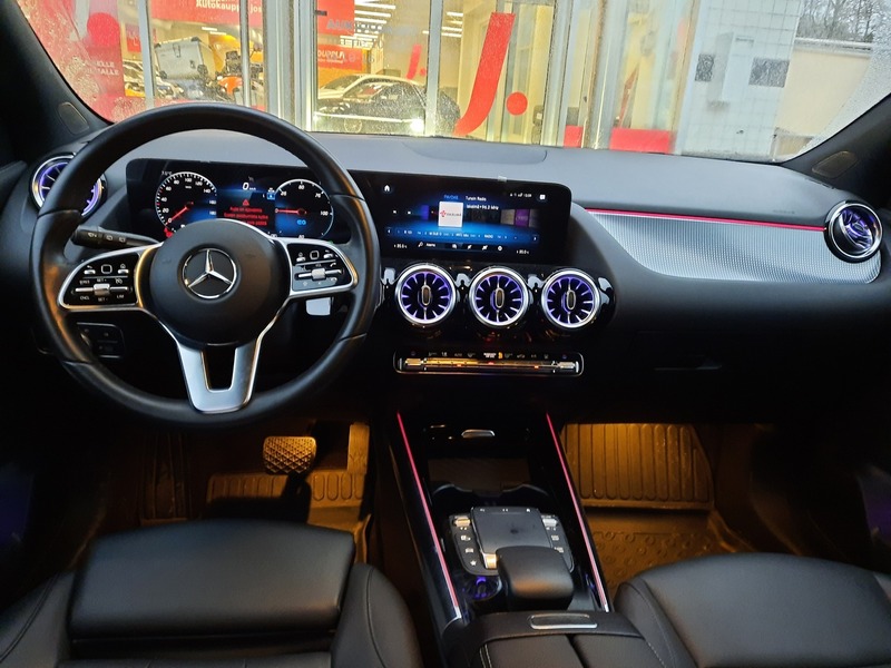 Mercedes-Benz EQA vaihtoauto