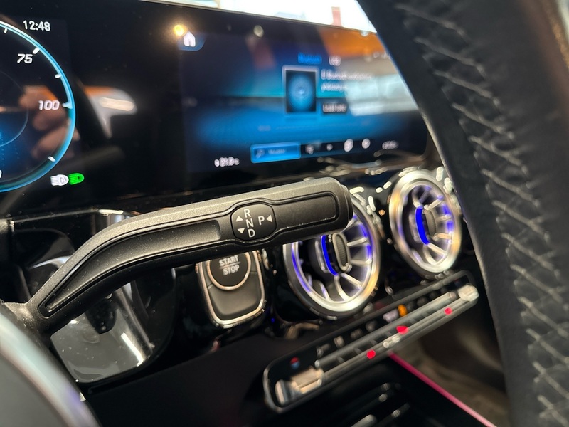 Mercedes-Benz EQA vaihtoauto