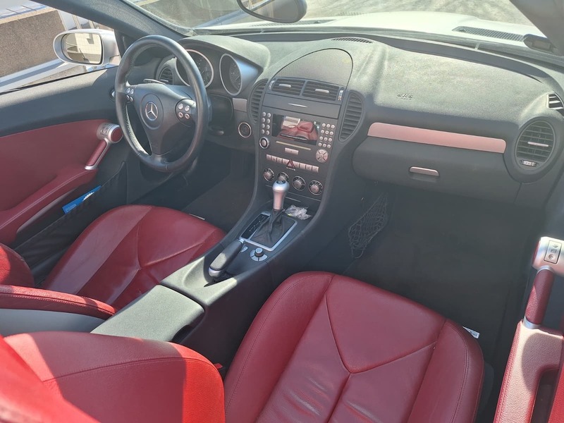 Mercedes-Benz SLK vaihtoauto