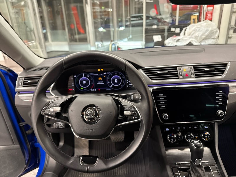 Skoda Superb vaihtoauto