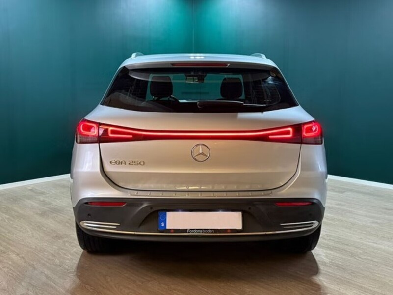 Mercedes-Benz EQA vaihtoauto
