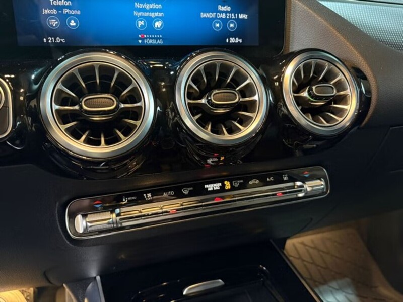 Mercedes-Benz EQA vaihtoauto