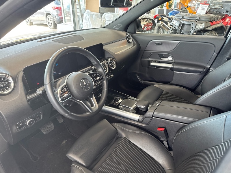 Mercedes-Benz EQA vaihtoauto