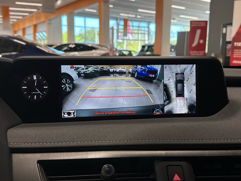 Lexus UX vaihtoauto