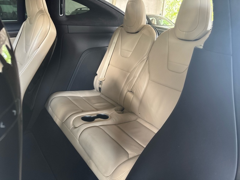 Tesla Model X vaihtoauto