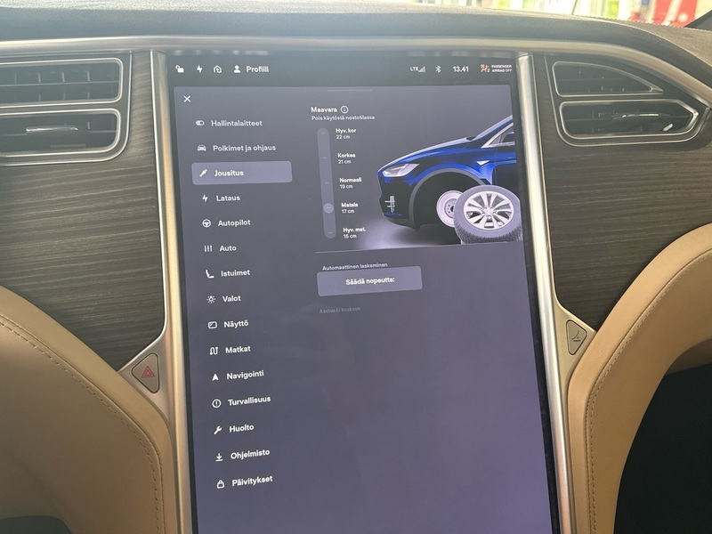 Tesla Model X vaihtoauto