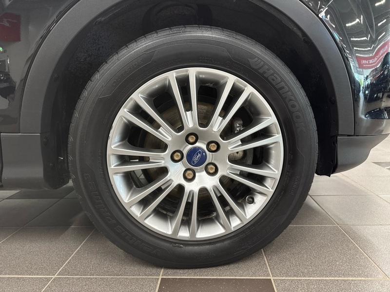 Ford Kuga vaihtoauto