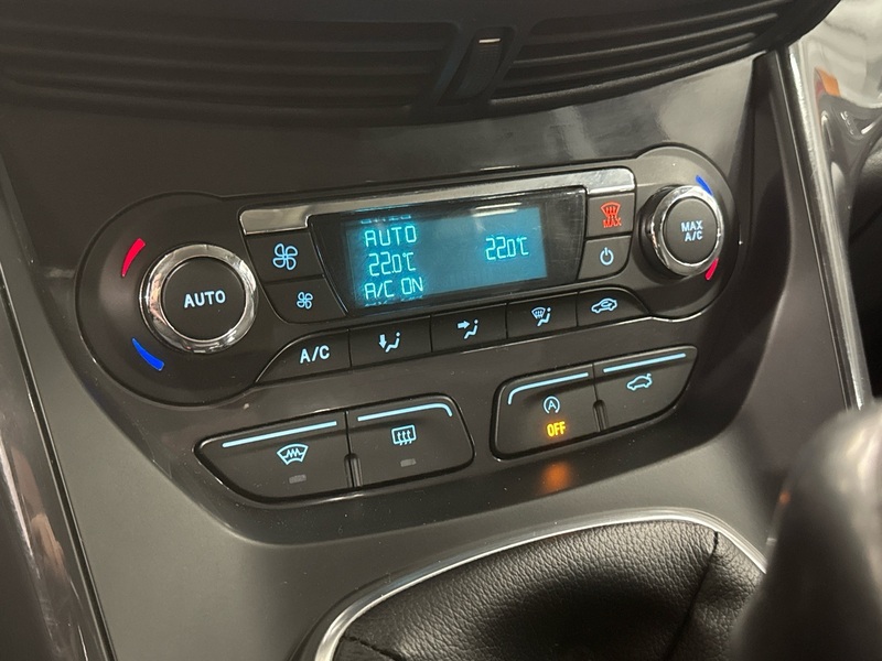 Ford Kuga vaihtoauto