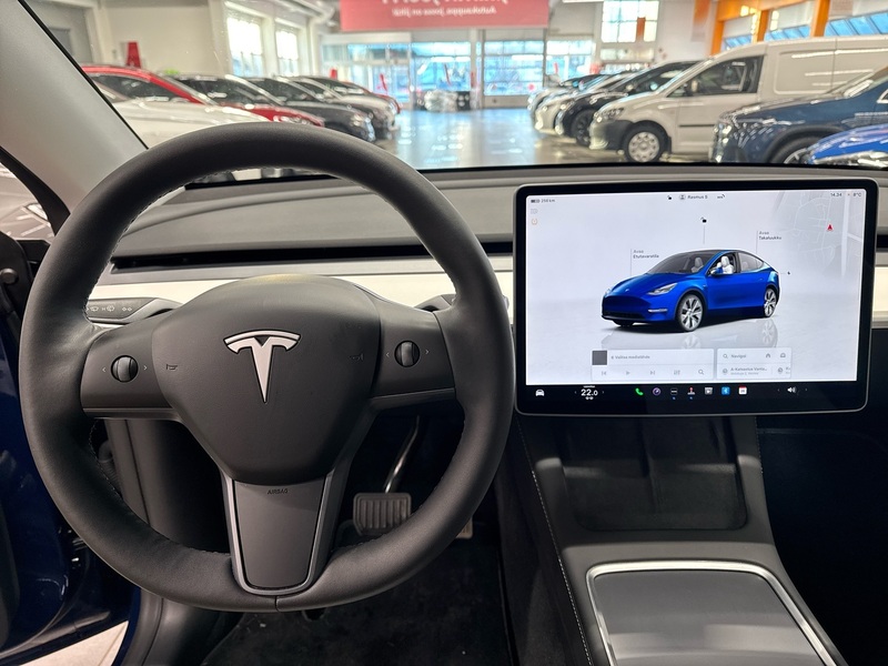 Tesla Model Y vaihtoauto