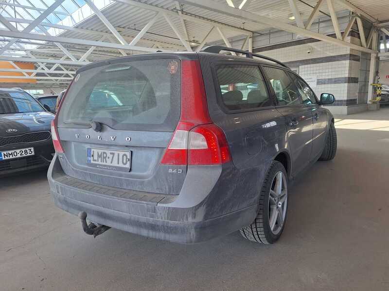 Volvo V70 vaihtoauto