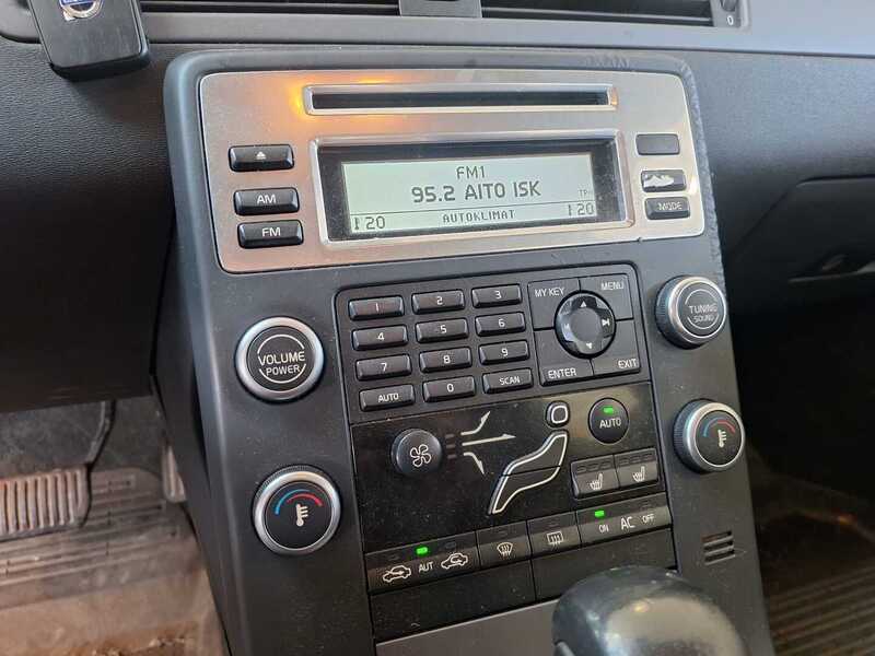 Volvo V70 vaihtoauto