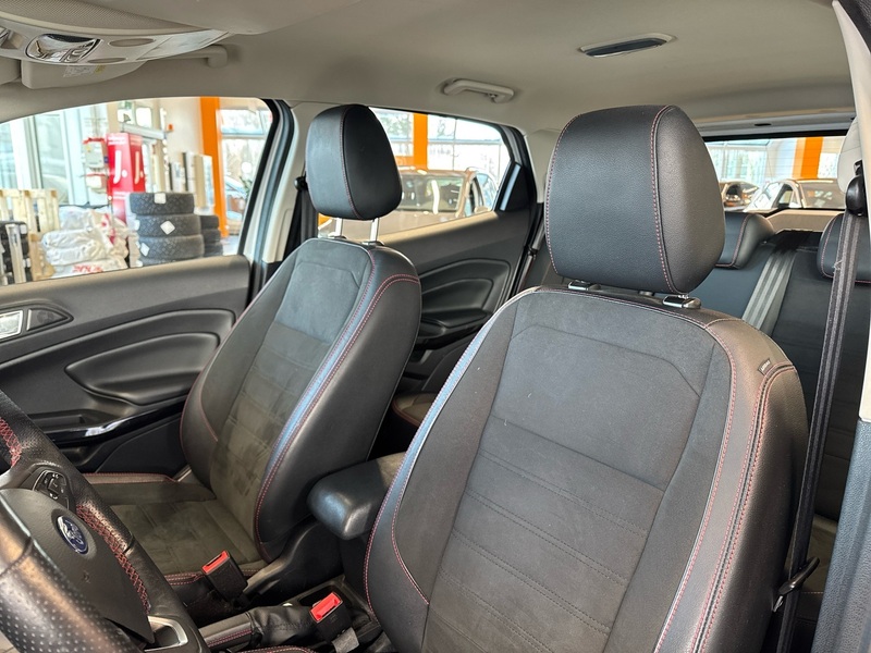 Ford Ecosport vaihtoauto