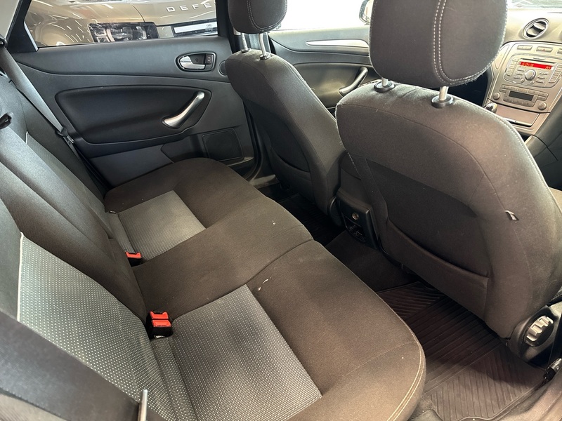 Ford Mondeo vaihtoauto