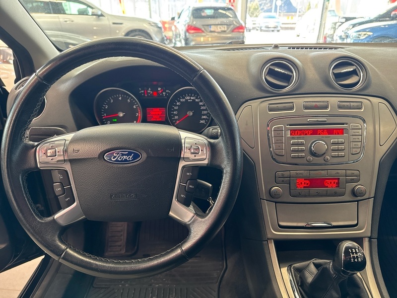 Ford Mondeo vaihtoauto