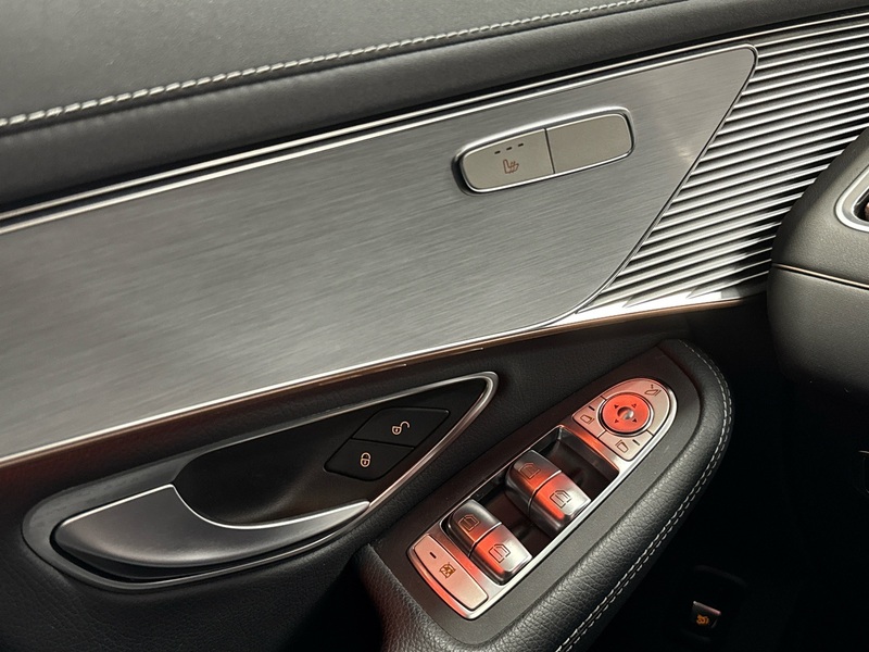 Mercedes-Benz EQC vaihtoauto