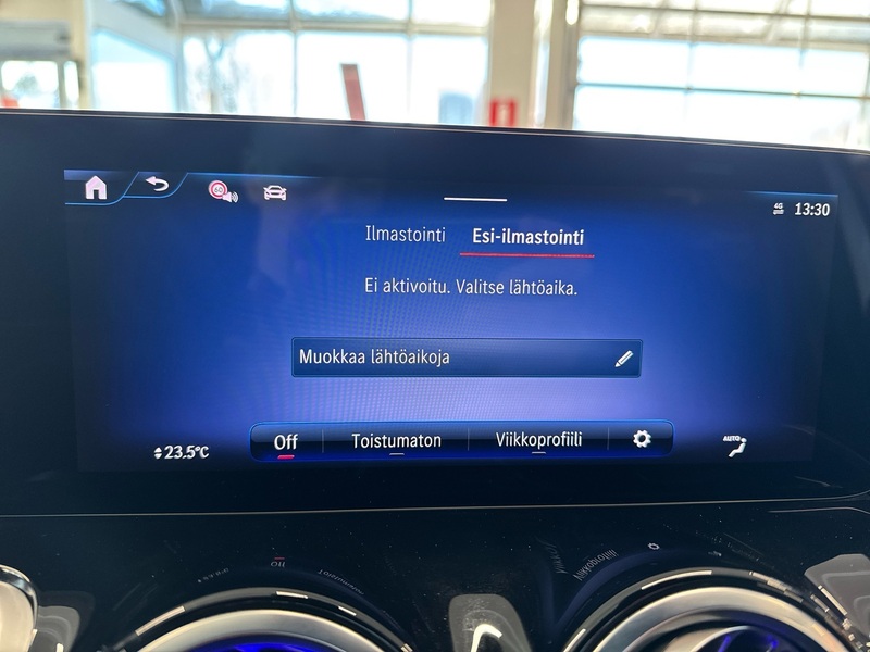 Mercedes-Benz EQB vaihtoauto