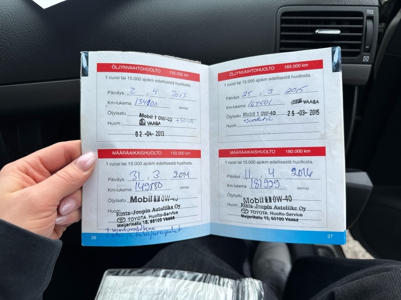 Toyota Avensis vaihtoauto