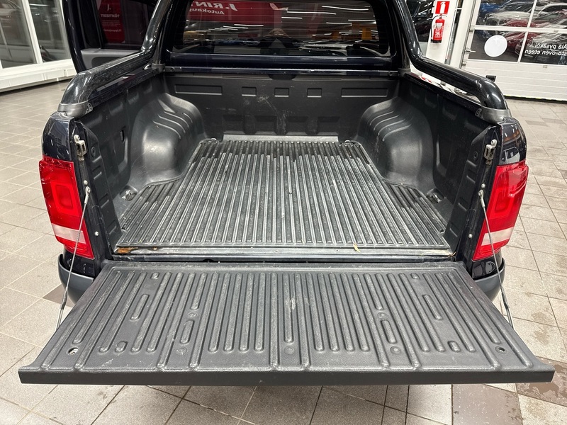 Volkswagen Amarok vaihtoauto