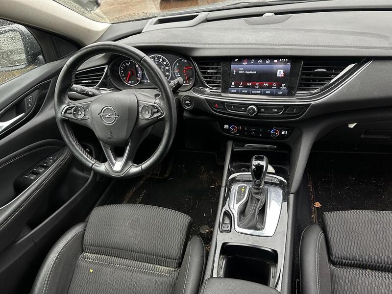 Opel Insignia vaihtoauto