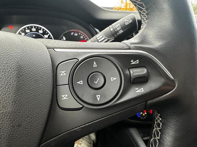 Opel Insignia vaihtoauto