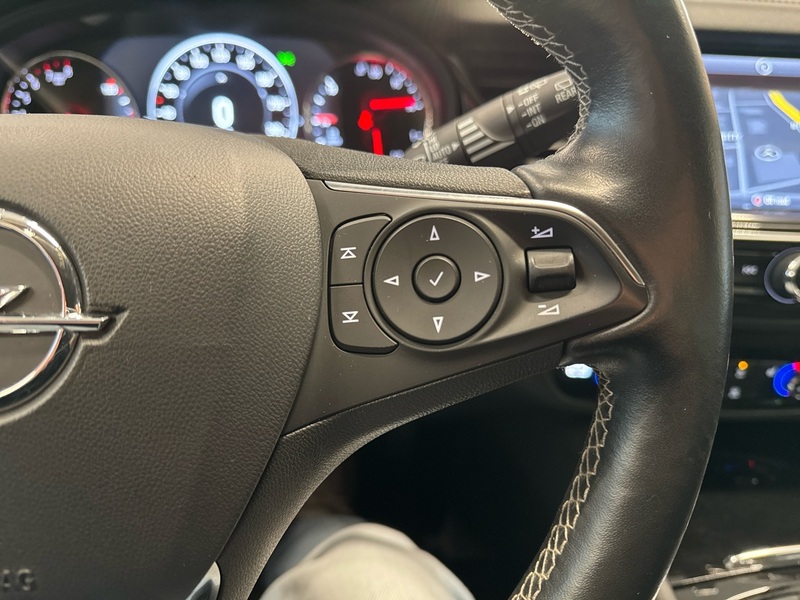 Opel Insignia vaihtoauto