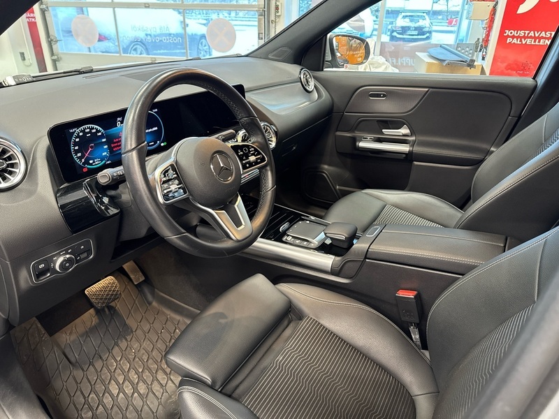 Mercedes-Benz EQA vaihtoauto