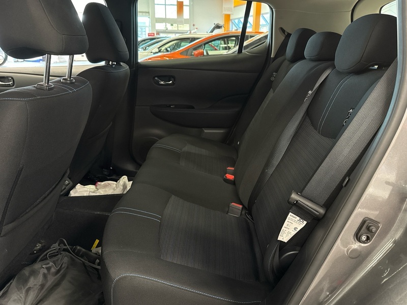 Nissan Leaf vaihtoauto