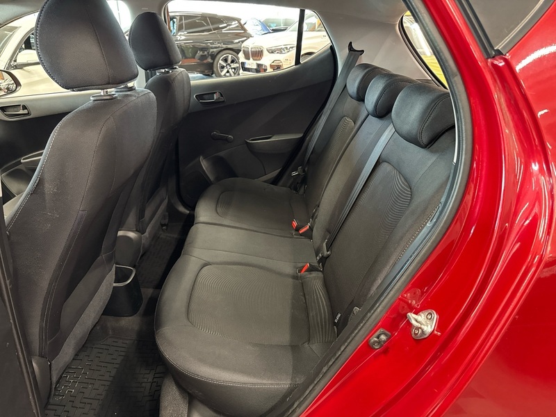 Hyundai i10 vaihtoauto