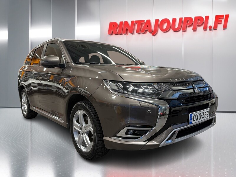 Mitsubishi Outlander PHEV vaihtoauto