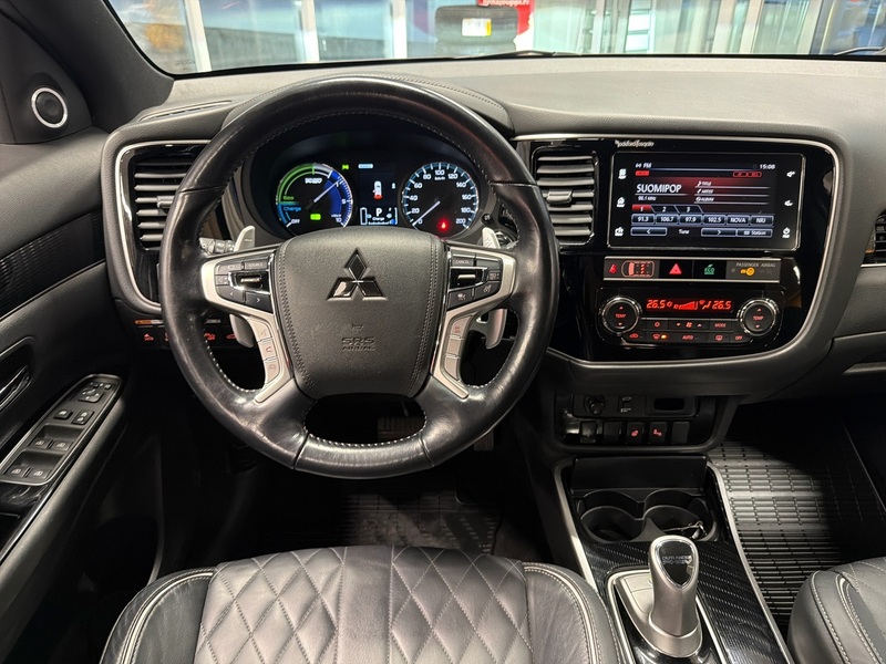 Mitsubishi Outlander PHEV vaihtoauto