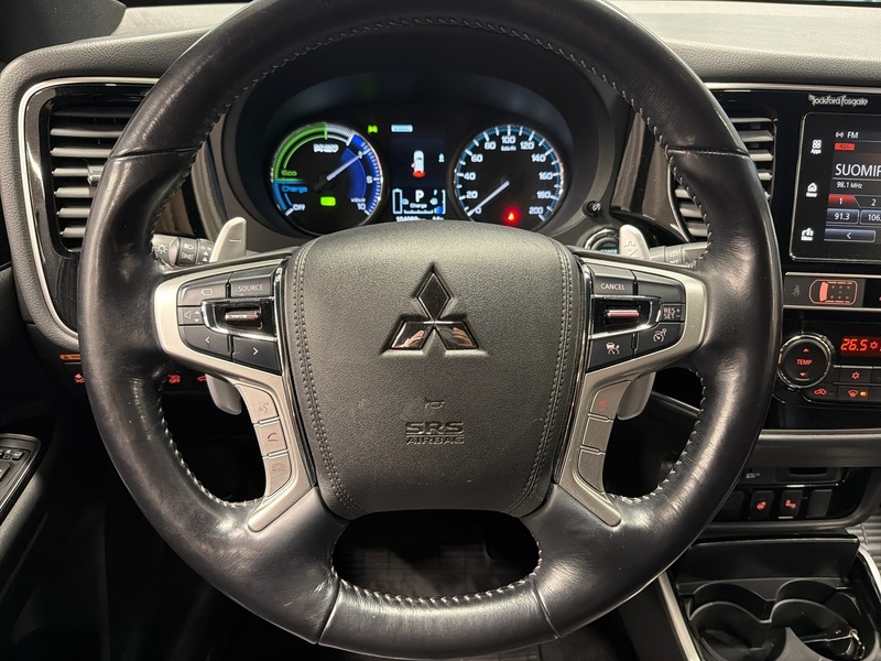 Mitsubishi Outlander PHEV vaihtoauto