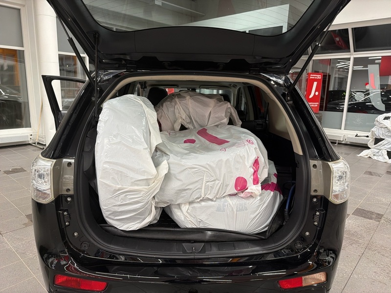 Mitsubishi Outlander PHEV vaihtoauto