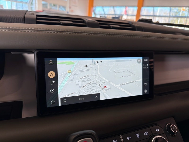 Land Rover Defender vaihtoauto