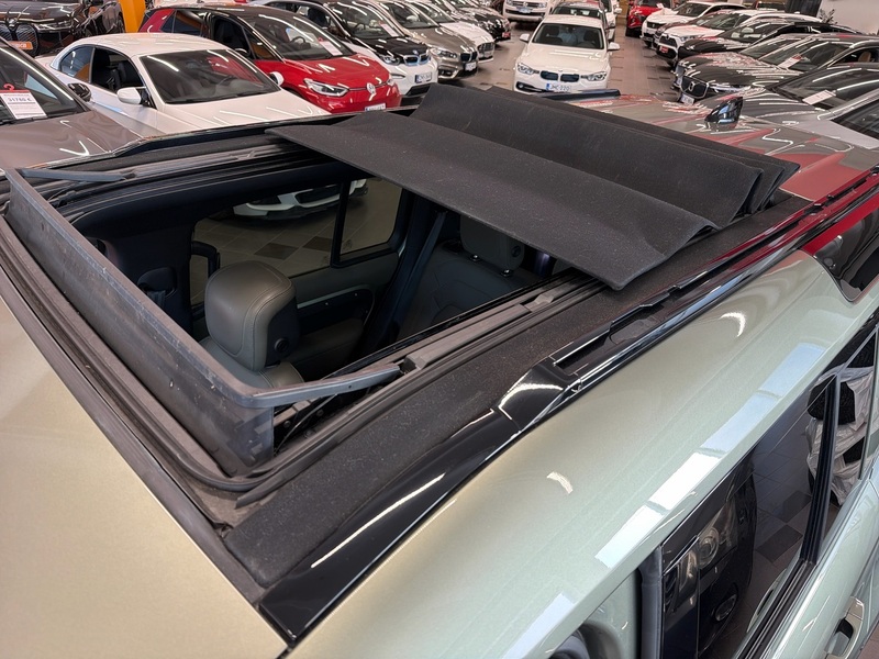 Land Rover Defender vaihtoauto