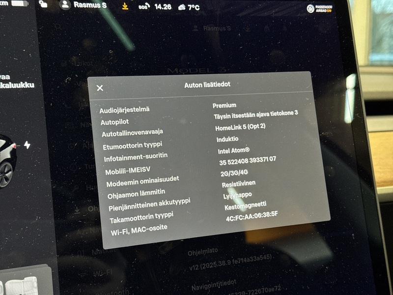Tesla Model 3 vaihtoauto
