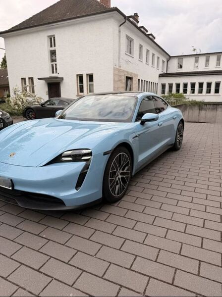 Porsche Taycan vaihtoauto