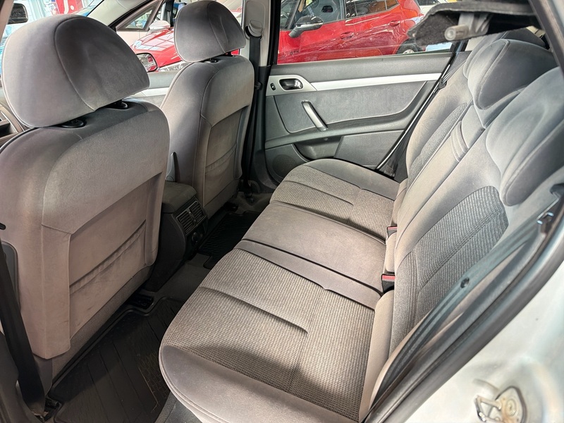 Peugeot 407 vaihtoauto