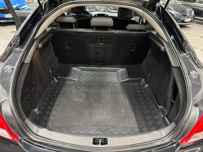 Opel Insignia vaihtoauto