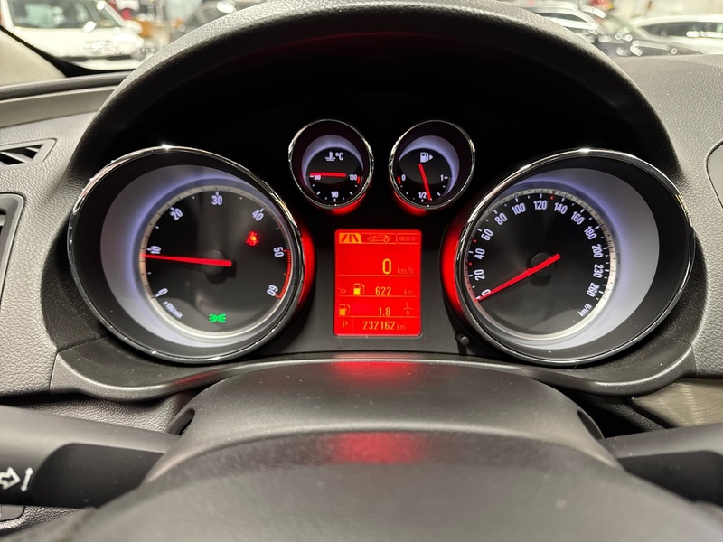 Opel Insignia vaihtoauto