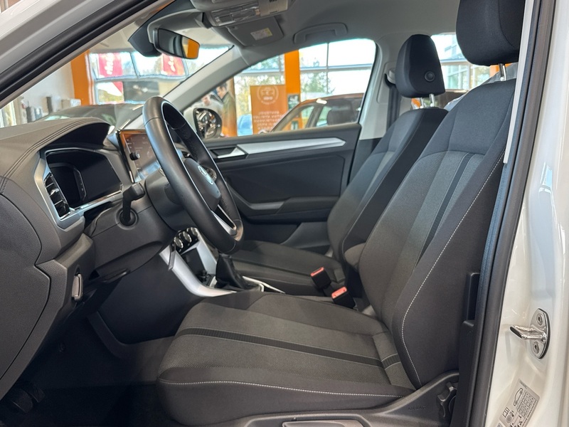 Volkswagen T-Roc vaihtoauto