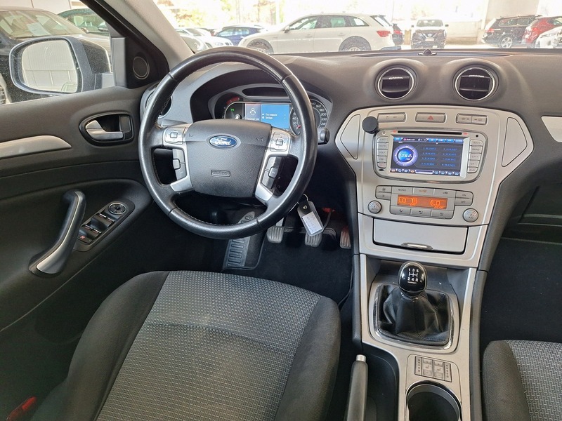 Ford Mondeo vaihtoauto