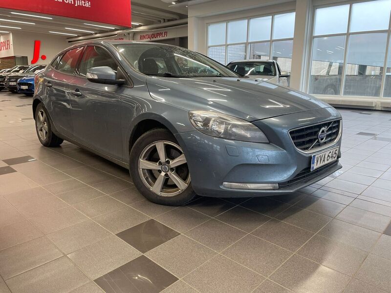 Volvo V40 vaihtoauto