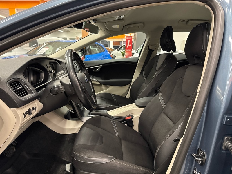 Volvo V40 vaihtoauto