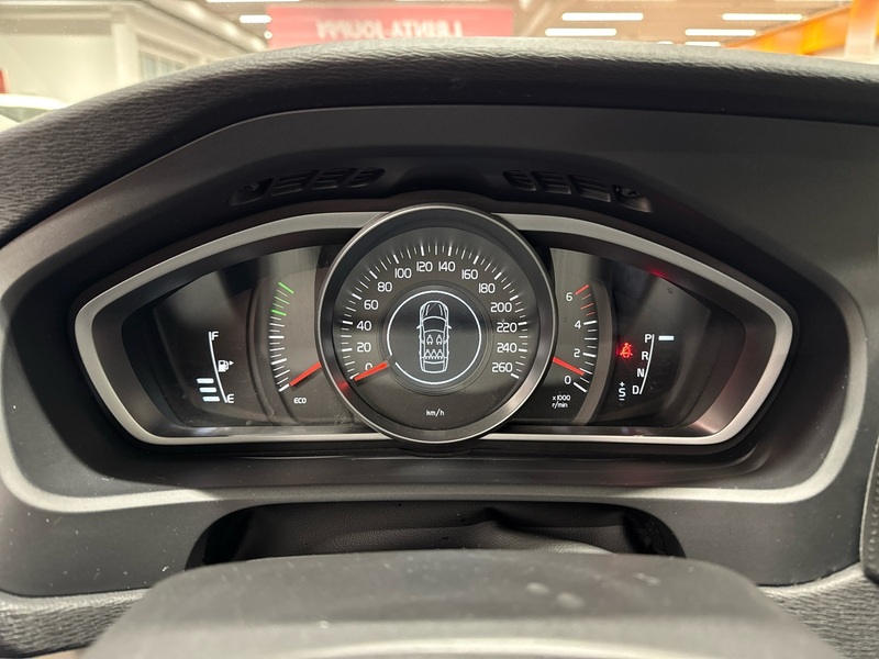 Volvo V40 vaihtoauto